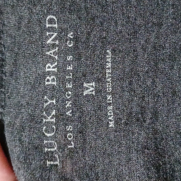 Lucky Brand Gray Elephant Women's Short Sleeve T-Shirt. - Picture 3 of 5